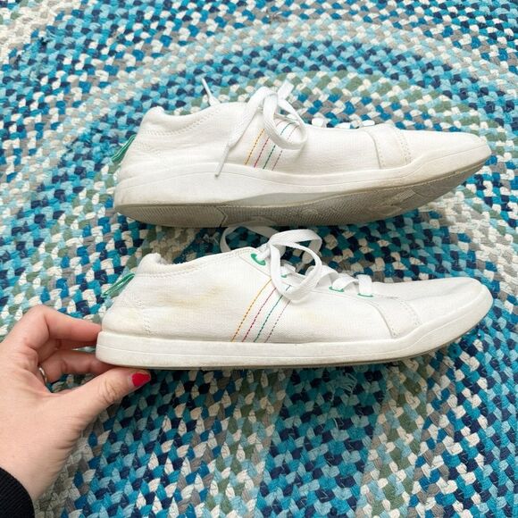 Vionic Slid On Shoes - Picture 3 of 8